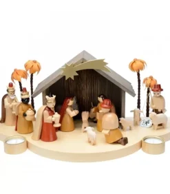 Grande Crèche De Noël En Bois Avec Personnages